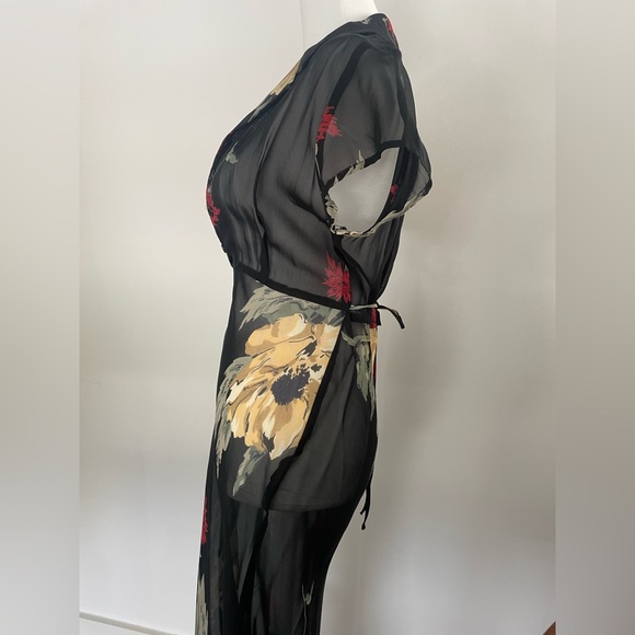 Mavisto Sheer Dress w/o slip
Size: 4
#houseofaline #fashion #style #ootp - Picture 2 of 4
